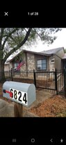 6824 Oldham Dr in San Antonio, TX - Building Photo