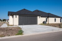 206 Persimmon Dr in Del Rio, TX - Foto de edificio - Building Photo