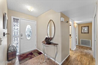 5152 E Emerald Cir in Mesa, AZ - Building Photo - Building Photo