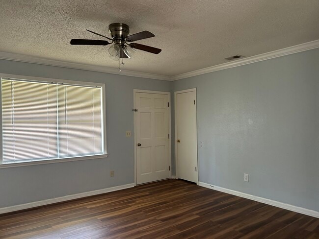 314 N Tillman Street in Glennville, GA - Building Photo - Building Photo