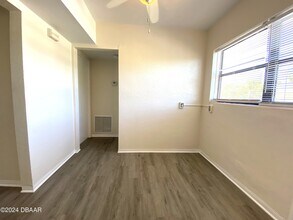407 University Blvd-Unit -3 in Daytona Beach, FL - Building Photo - Building Photo