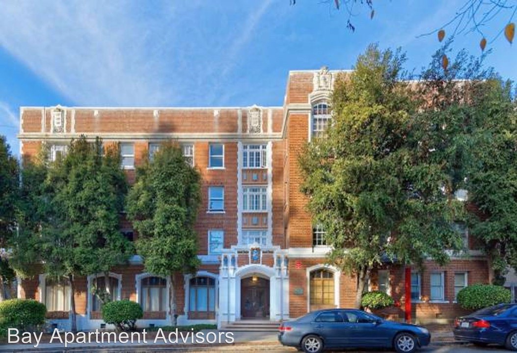 2709 Dwight Way in Berkeley, CA - Building Photo