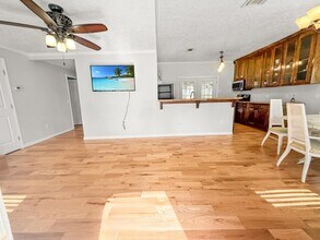 303 Knapp St in Leesville, LA - Building Photo - Building Photo