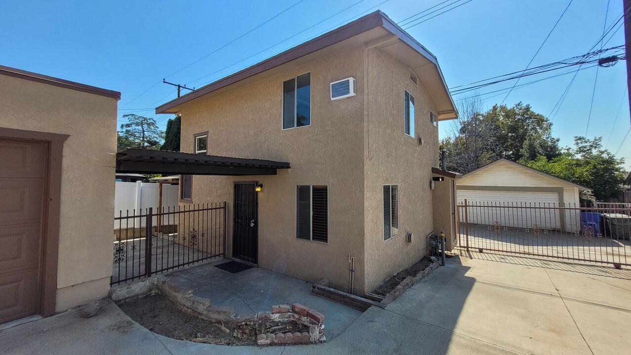 6023 Bright Ave in Whittier, CA - Building Photo