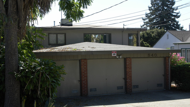 540 Mira Vista Ave in Oakland, CA - Building Photo - Building Photo