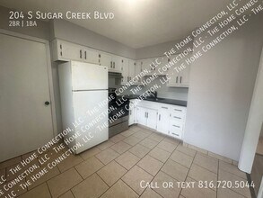 204 S Sugar Creek Blvd in Sugar Creek, MO - Building Photo - Building Photo