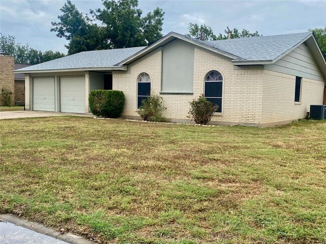 property at 1806 Sierra Dr