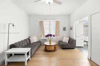 1005 Meridian Ave in Miami Beach, FL - Building Photo - Building Photo