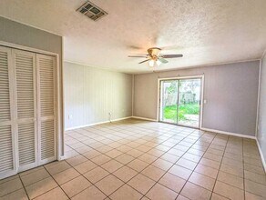 1339 Eagleview Dr in Brandon, FL - Building Photo - Building Photo