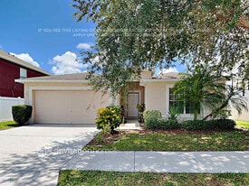 5530 Bess Ln in Winter Haven, FL - Building Photo