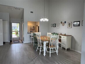 5371 Crestlake Blvd in Sarasota, FL - Building Photo - Building Photo