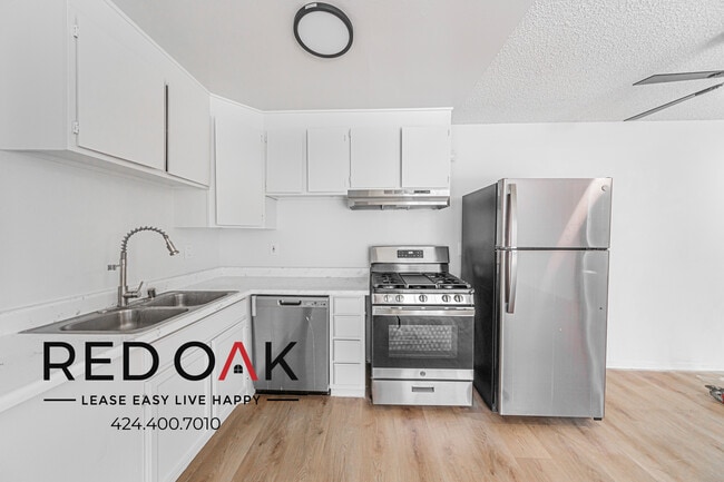 134 N Mariposa Ave