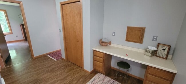 18553 Irvine Ave NW in Bemidji, MN - Building Photo - Building Photo