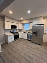 2215 Godnor Rd in South Euclid, OH - Building Photo - Building Photo