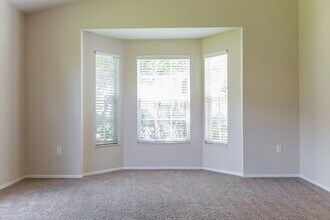 3038 Beaver Pond Trail in Valrico, FL - Building Photo - Building Photo