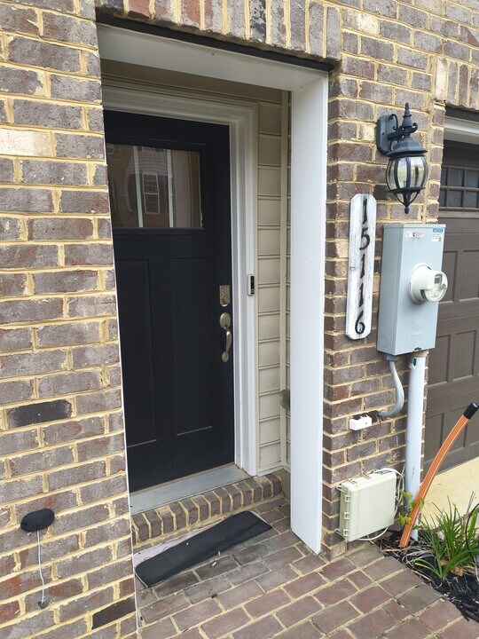 15116 Hogshead Way in Upper Marlboro, MD - Foto de edificio