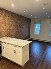 134 Tulip Ave in Floral Park, NY - Building Photo - Building Photo