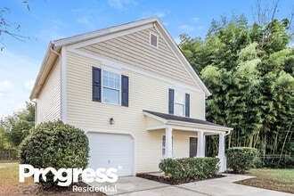 5104 Oak Pasture Ln in Charlotte, NC - Foto de edificio - Building Photo