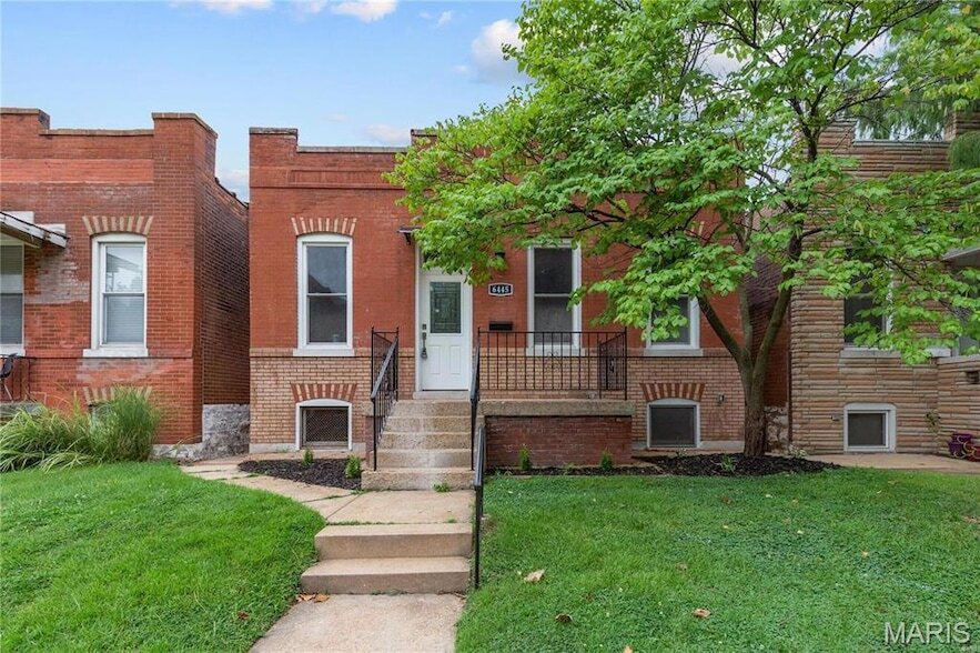 6445 S Kingshighway Blvd in St. Louis, MO - Building Photo