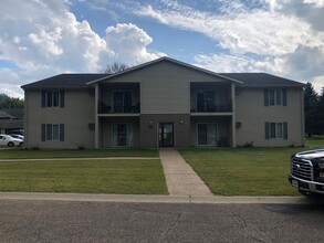 469 Gibbs St S in Prescott, WI - Building Photo - Building Photo
