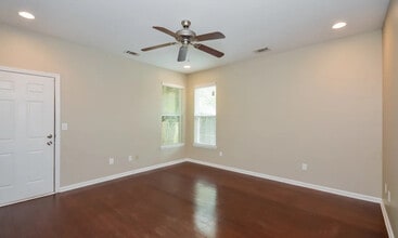1450 Woodbine Ave SE in Atlanta, GA - Building Photo - Building Photo
