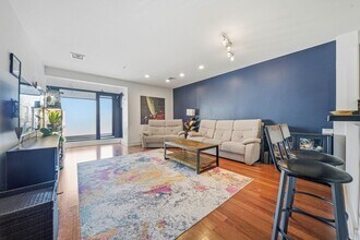 533 Cambridge St in Boston, MA - Building Photo - Building Photo