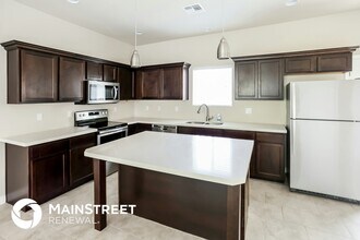 2000 N 36th St in Phoenix, AZ - Building Photo - Building Photo