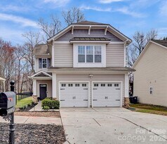 1401 Hammond Dr in Stallings, NC - Building Photo