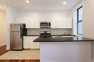 270 Fort Washington Ave in New York, NY - Building Photo - Building Photo