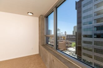 321 10th Ave in San Diego, CA - Building Photo - Building Photo