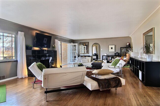 303 Aliso Dr SE in Albuquerque, NM - Building Photo - Building Photo