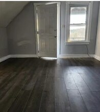 117 Cisco St in Southbridge, MA - Building Photo - Building Photo