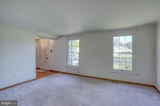 203 Royal Grant Way in Dover, DE - Building Photo - Building Photo