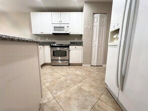 8977 Chambers St in Tamarac, FL - Building Photo - Building Photo