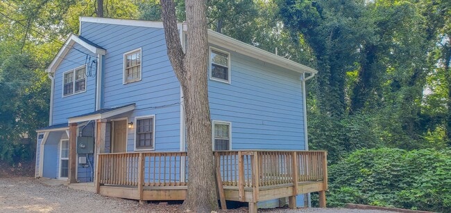 243 Hall St in Athens, GA - Building Photo - Building Photo