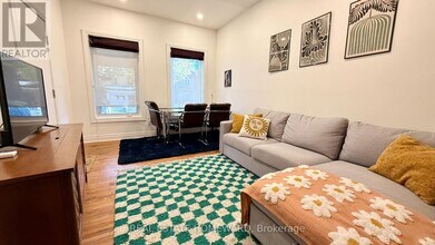 266 Symington Ave in Toronto, ON - Building Photo - Building Photo