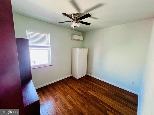 property at 1926 S 7th St