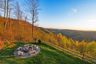 140 Mystic Ridge Dr in Mars Hill, NC - Building Photo - Building Photo