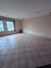95 E Clifton Ave in Clifton, NJ - Building Photo - Building Photo