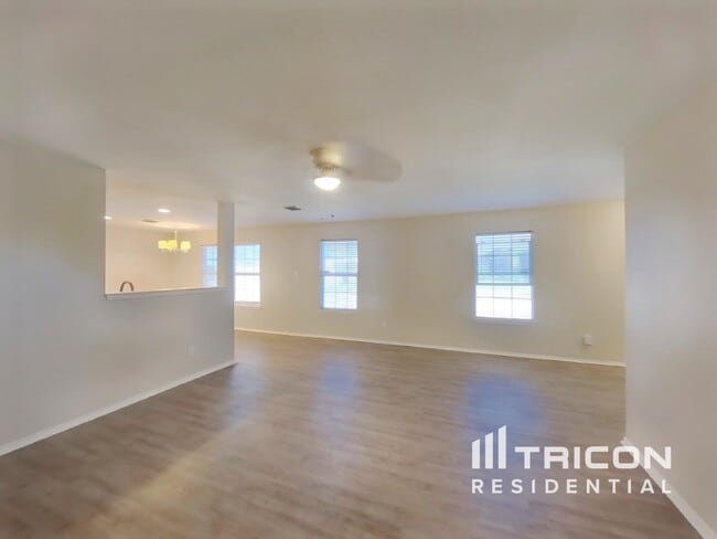 10300 Animas Ct in Fort Worth, TX - Foto de edificio - Building Photo