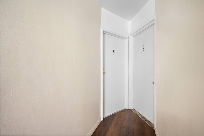 6634 Lankershim Blvd, Unit C in North Hollywood, CA - Building Photo - Building Photo