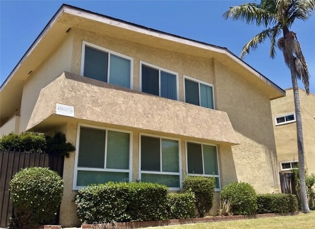 property at 10949 Pioneer Blvd
