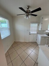 111 W McFarlane Dr in Ventura, CA - Building Photo - Building Photo