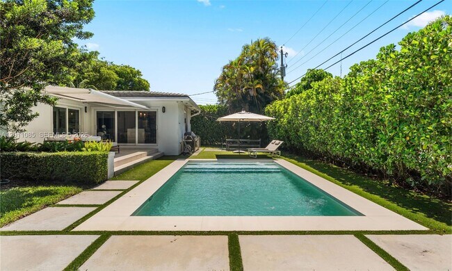 1531 Consolata Ave in Coral Gables, FL - Building Photo - Building Photo