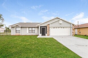 604 Basingstoke Ct in Kissimmee, FL - Building Photo