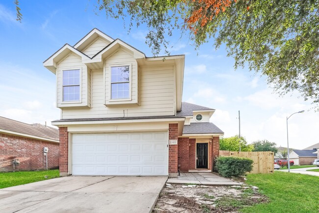 property at 17919 Greenbriar Park