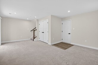 19753 Grn Vlg Dr in Montgomery Village, MD - Building Photo - Building Photo