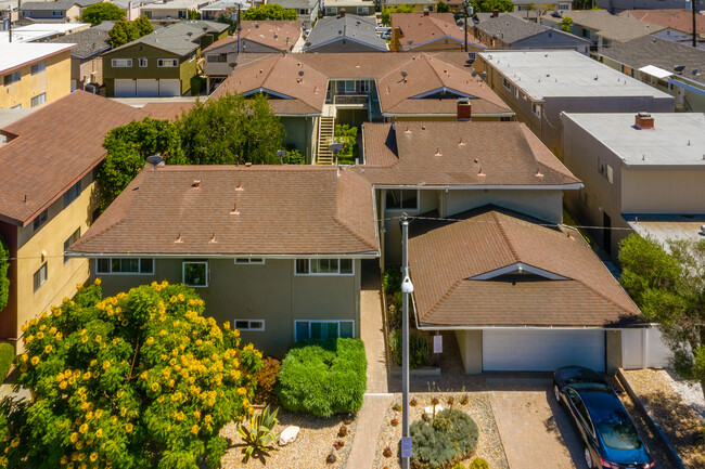 1218 Agate Street in Redondo Beach, CA - Building Photo - Building Photo