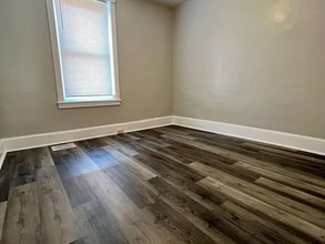 5748 N Beechwood St in Philadelphia, PA - Building Photo - Building Photo