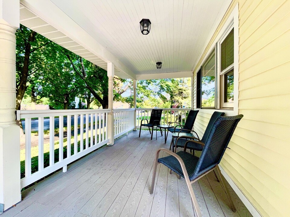 121 S Spruce St in Traverse City, MI - Building Photo